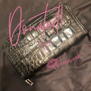 Black Accordion Zip Wallet | Guess